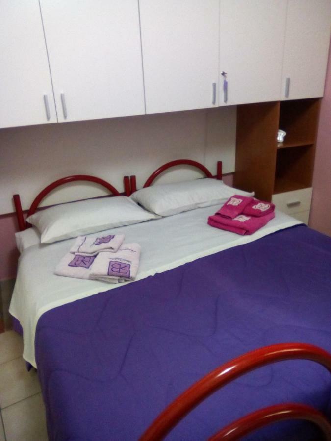 Bed And Breakfast Priscilla Regalbuto Exterior foto